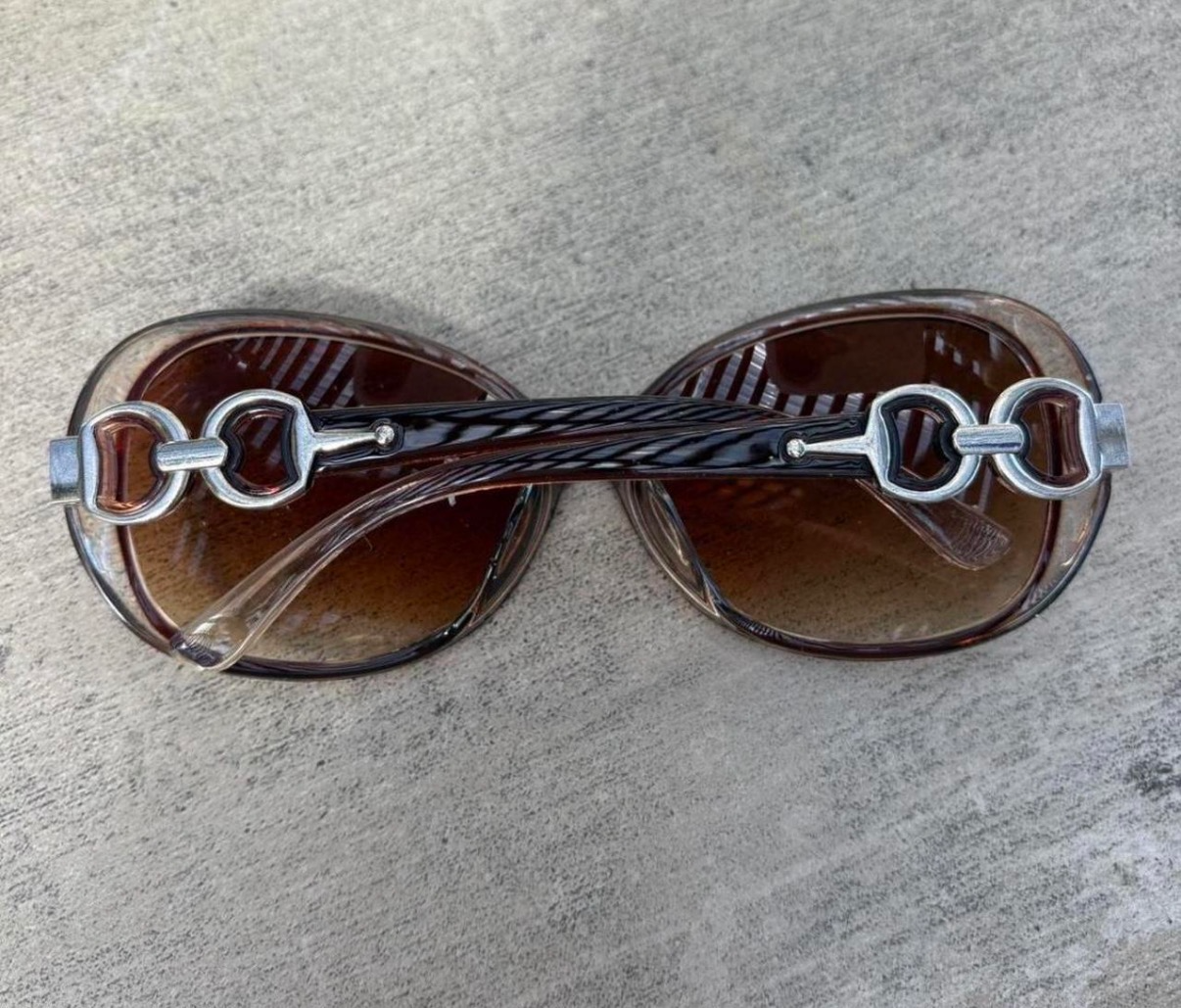Y2K Baddie in Brownie Sunglasses